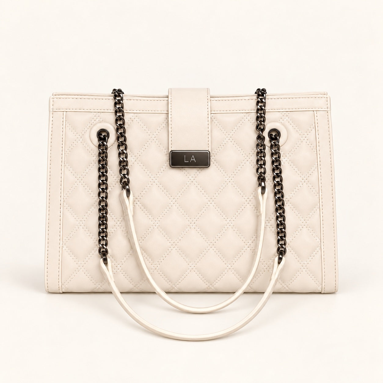 HY-024 —
Diamond-quilted PU chain tote