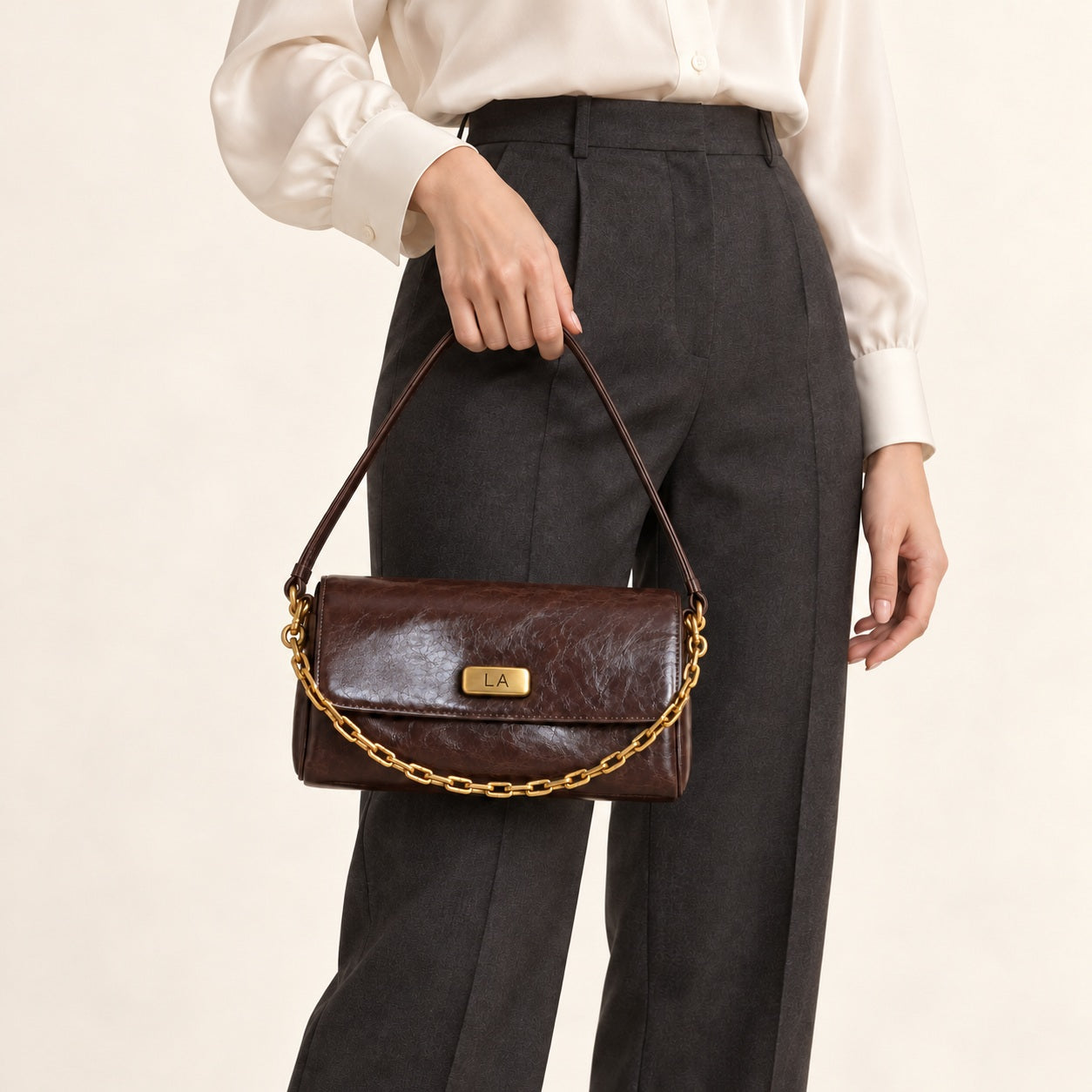 HY-022 — Chain-detail PU flap bag